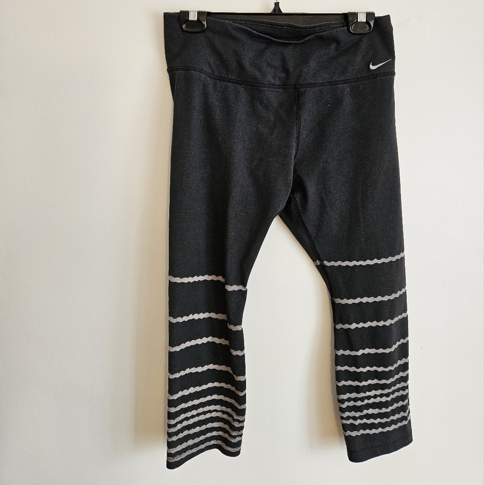 Nike Womens Dark Grey Leggings with Gray Stripes